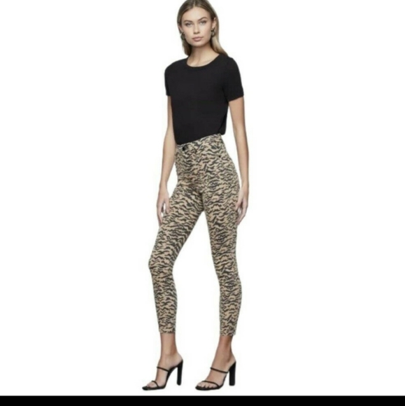 SALE! Good American Good Waist Crop Zebra - Picture 1 of 12